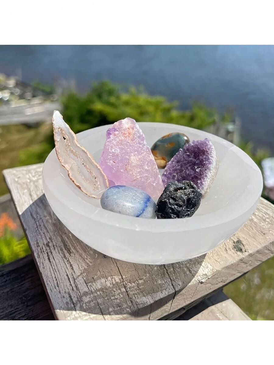 1pc Selenite Charging Bowl For Crystal Cleansing Meditation & Smudging Natural Stone Crystal Display Storage Clear Quartz Offering Bowl With Smooth Surface Perfect For Home Altar Spiritual Practice Energy Clearing Reiki Chakra Balancing Healing Crystals Zen Minimalist Boho Home Dr Centerpiece Gift Holiday Gift Christmas Thanksgiving Winter Gift New Moon Full Moon Ritual Self Care Relaxation Spa Tabletop Display - Multicolor - View 1