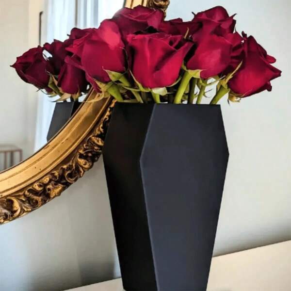 1 Stück, Gotischer Stil Vase, Fledermaus Muster Vase. Getrocknete Blumen, frische Blumen, dekorative Vasen. Moderne Heim Dekor Vasen, geeignet für Halloween Heim Dekor Vasen, Hochzeitsfeiern, Wohnzimmer, Büros, Schlafzimmer und Esszimmer Tischdekoration Raumdekoration Blumenvase Glasvase