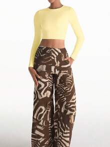 XLLAIS 奶油黄小圆领长袖修身T恤弹力露脐上衣休闲运动夏季女装秋冬服装 - 淺黃色 - 查看 4