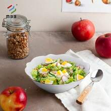 Białe zestawy obiadowe ze złotym rantem - nowoczesny styl, nowy zestaw obiadowy z porcelany kostnej, piękne krawędzie w kształcie muszli i luksusowe złote wykończenia - odporny na zarysowania, zestawy talerzy i misek do zmywarki ceramicznej, zestaw naczyń, zestaw misek i talerzy, zestaw obiadowy do kuchni, ceramiczne naczynia do mikrofalówki i zmywarki, biały,