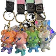 Llavero de oso acrílico degradado, llavero de oso de colores lindos, llavero creativo de cuerda dinámica de resina con colgante de animal de metal