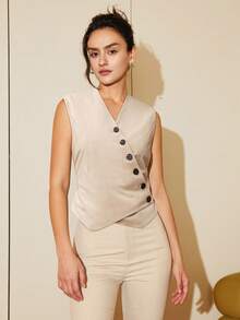 Amyenjoylife 纯色V领纽扣优雅无袖背心，夏季 - 卡其色 - 查看 4