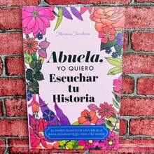 Abuela, yo quiero escuchar tu historia. Memorias Familiares, libro para registrar memorias familiares, hojas dedicadas a anécdotas y cuentos, regalo significativo para abuelas y nietos. - Libro único - Ver 1