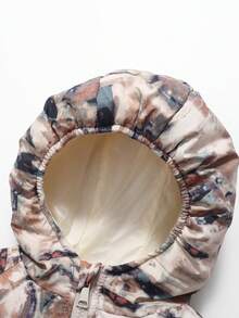 1 pieza Abrigo acolchado con capucha elástica y estampado de grafiti de color block para niña joven, abrigo acolchado de longitud media para niños/niñas, ropa exterior casual con cremallera para niños