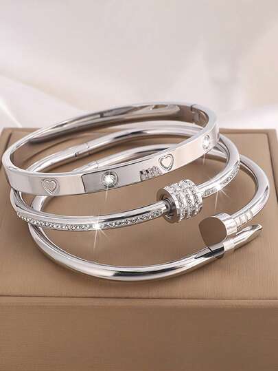 Juego de pulseras de acero inoxidable de moda y versátil, adecuado para regalos