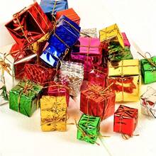 kumozawa 12 mảnh giấy vụn Giáng sinh mini, đồ trang trí Giáng sinh mini - Hộp quà nhựa bóng 3D nhiều màu sắc có ruy băng kim loại, không cần nguồn điện để trang trí cây thông, đồ dùng tiệc tùng và sự kiện tự làm, đồ trang trí ngày lễ trong nhà/ngoài trời, lớp hoàn thiện lấp lánh, màu sắc rực rỡ - Xem 4