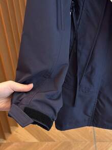 女士秋冬夹克，时尚拼接大翻领连帽设计，抽绳腰部，高品质时尚百搭外套风衣