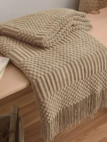 A Solid Color Particle Knitted Blanket, Nordic Style Acrylic Rectangular Office Nap Sofa Blanket Air Conditioning Blanket Knitted Small Blanket Shawl Cover Blanket Blanket Bed End Blanket