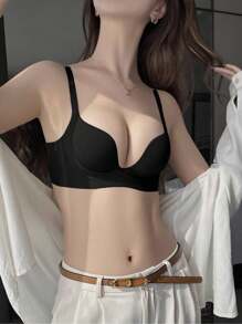 黑色深 V 柔软舒适无钢圈文胸，适合小胸围，提升和增强乳沟，缩小文胸 - 黑色 - 查看 2