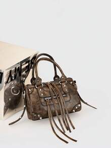 1 chiếc túi xách kiểu cổ điển màu nâu cà phê sần sùi, phối nhiều mảnh vải, đính đinh tán kim loại, khóa kéo trang trí, chất liệu PU, có vòng trang trí, quai xách đôi đính đinh tán, dây đeo vai dài có thể điều chỉnh, khóa kéo, thời trang retro ngọt ngào sang trọng kiểu túi xe máy phong cách Y2K Punk dành cho nữ, túi đeo chéo nữ phong cách giản dị nhưng sang trọng, phù hợp cho sử dụng hàng ngày, du lịch, mua sắm, v.v. - Cà phê nâu - Xem 7