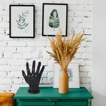 1 pieza Soporte de pared para baloncesto estándar - Decoración deportiva de alta resistencia, gimnasio en casa ahorrando espacio, garaje, sala de juegos - Estante de exhibición de baloncesto ideal para jugadores de baloncesto, entrenadores, aficionados al deporte - Organizador duradero y fácil de instalar, decoración de la habitación de baloncesto, organización del garaje, diseño elegante, soporte de alta calidad, opción perfecta para propietarios de gimnasios