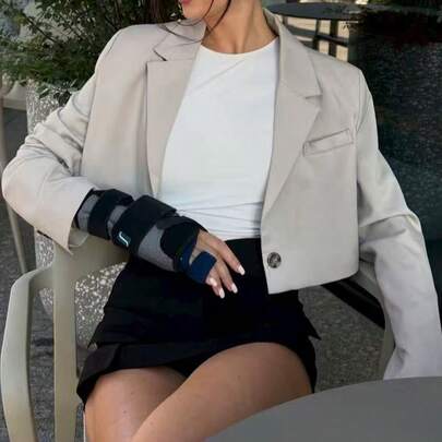 미니멀리스트 숏 블레이저 재킷, 솔리드 컬러 폴리에스터 원단, 버튼 클로저, 해변, 저녁, 파티, 사무실, 가을/겨울에 적합