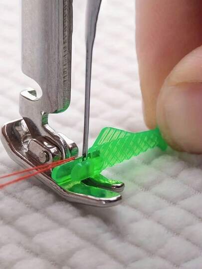 1/6 piezas Enhebrador de agujas para máquina de coser, enhebrador de agujas de tipo pez automático fácil para agujas de ojo pequeño, bordado, manualidades de costura, arte DIY ¡Enhebra tus agujas de coser a mano con facilidad! Enhebrador de agujas de máquina de coser mini con gancho, tipo pez para inserción de puntadas