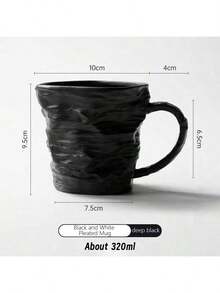1 Set Ceașcă de cafea și farfurioară de înaltă calitate cu design plisat, Cană ceramică creativă, Ceașcă de cafea și farfurioară de nișă rafinată, Model european de piatră, Cană ceramică de uz casnic, Ceașcă ceramică luxoasă alb-negru, De înaltă calitate, Potrivită pentru birou, restaurant, cafenea, sufragerie, acasă, Poate fi oferită și ca dar de sărbători prietenilor sau familiei, Cadou de Crăciun