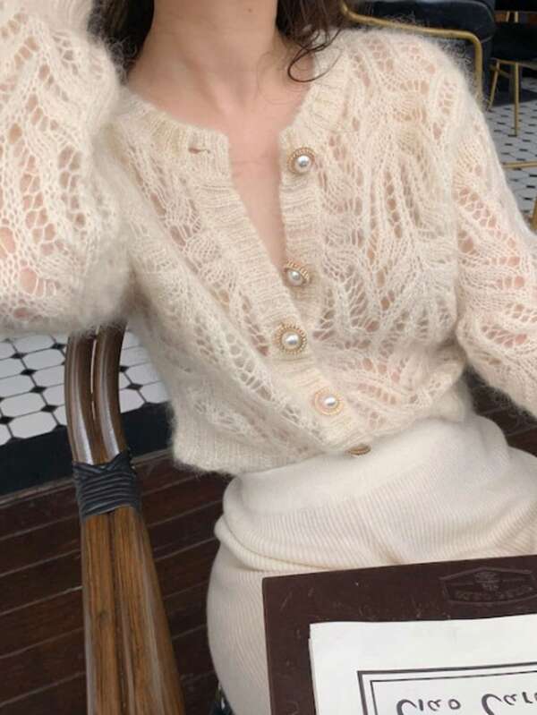 Nuovo cardigan in maglia bianco cavo e sottile in imitazione mohair, giacca in maglia bianca cava con bottoni in perla per le donne, autunno