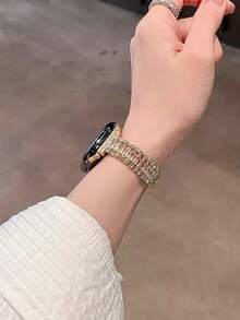 Luxury Diamond-Shaped And Wheat-Shaped Stainless Steel Watch Band Compatible With Series Ultra2/Ultra/11/10/9/8/7/6/5/4/3/2/1/SE - Gold - View 3