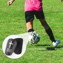 1 Pair Cross Pattern Football Shin Guards - Durable Football Gear, Fashionable Design, Comfortable, Unisex Football Accessory