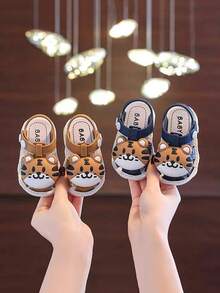 1 Pair 0-3 Years Old Baby Cartoon Tiger Closed Toe Shoes, 2025 New Soft Bottom Anti-Slip Anti-Kick Toe Indoor Toddler Shoes, Baby Sandals