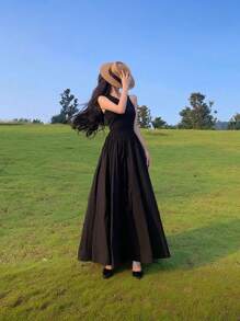 1 Peça Chapéu de Palha de Verão Feminino: Estilos Boho, Retrô e Elegantes, Material de Palha, Faixa Decorativa, Aba Larga Protetora Solar, Ideal para Praia e Páscoa, Fácil de Dobrar, Várias Cores (Bege/Creme), Design de Chapéu Balde, Chapéu de Sol Estiloso e Funcional para Mulheres