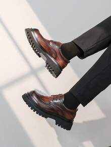 经典复古布洛克雕花男士商务休闲皮鞋，百搭厚底增高正装鞋，适合工作和通勤婚礼配饰