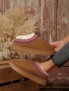 Cizme de zăpadă la modă toamnă/iarnă 2025, cizme scurte casual din blană artificială groasă pentru femei