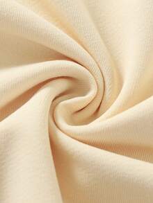 Tween 女童连帽卫衣是一款 Y2K 风格的长袖连帽运动服。它印有可爱的水豚图案，简约时尚。适合日常休闲穿着，春秋冬三季均可穿着。 - 杏色 - 查看 5