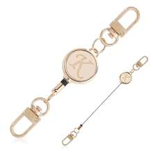 1pc Fashion Gold Letter Retractable Hook Buckle, Multifunctional Retractable Lanyard, Backpack Luggage Connector, Bag Pendant, Keychain, Simple And Practical, Suitable For Daily Use, For Hanging Card Holder, Key Holder, Bag Pendant, Business Trip, Vacation, Summer Holiday, Personalized Gift With Initial Letter