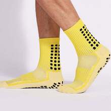 10/6/4/1 Pair, Anti-Slip Dispensing Mid-Calf Football Socks, Sport Socks With Enhanced Grip - Moisture-Wicking, Breathable Fabric - Non-Slip Soccer Ideal For Football, Basketball & Running, Grip Socks For Enhanced Control, Premium Football Accessories & Must-Have Soccer Accessories For Players