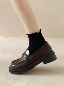 2026春季新款时尚复古舒适圆头粗跟乐福鞋（女款）