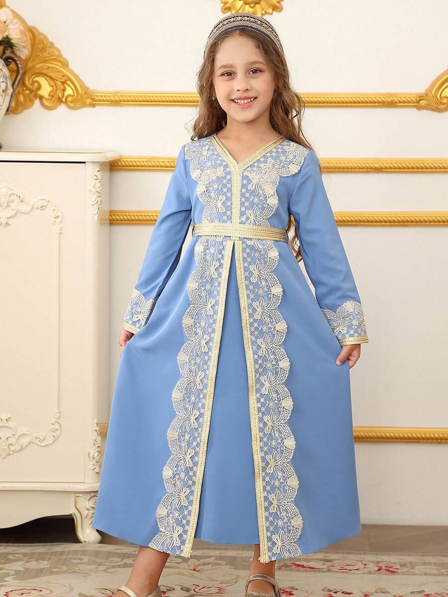 少女浅蓝色金色刺绣蕾丝边长袍，斋月传统文化服饰，刺绣长袍 - 藍色 - 查看 1
