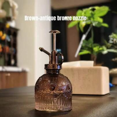 1 sticlă de stropitoare din sticlă cu gradient de culoare, capacitate 7,78 uncii, sticlă de pulverizare vintage cu pompă superioară, sticlă de pulverizare cu ceață fină pentru flori de grădină, stropitoare europeană cu dublă utilizare pentru interior și exterior, pulverizator manual cu pompă cu funcție de reglare a înălțimii, potrivită pentru grădinărit de vară, terase, balcoane și decorarea casei | Potrivită în special pentru suculente, ierburi și plante de interior.