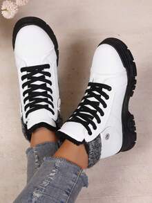 Botas Femininas, Bota de Neve com Sola Grossa, Forro Quente, Bico Redondo, Adequada para Uso Interno e Externo no Outono/Inverno