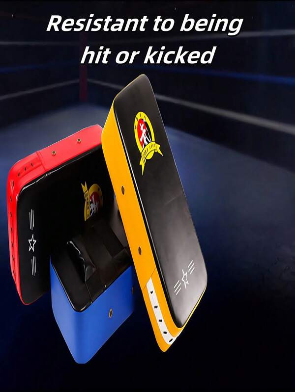 1pc Sparring Foot Target, Taekwondo Hand Target, Manufacturer - Thickened Adult Martial Arts Boxing, Muay Thai Training Square Target. Composed Of High-Quality Synthetic Leather And High-Density Foam, It Can Achieve Super Elasticity. Utilizing High-Density Foam For Power, It Ensures That It Can Withstand The Intense Punches And Kicks You Throw At It.