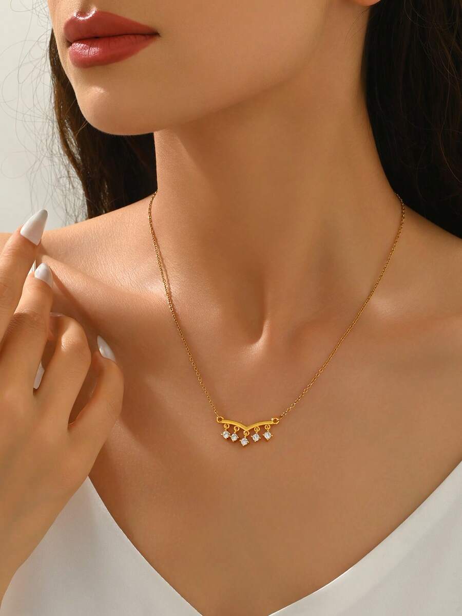 1件18K镀金铜V形单排流苏吊坠项链，镶嵌人造锆石，异域风情，时尚优雅，适合女性日常及派对佩戴，可作为送给女友的礼物，亦可作为社交礼品。 - 金色 - 查看 1