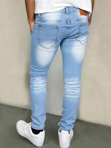 Pantalones vaqueros azul claro de estilo utilitario, diseño con múltiples bolsillos, corte entallado y moderno - Lavado ligero - Ver 3