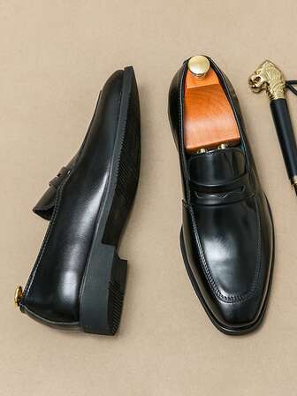 Luxury Retro Designer Men's Penny Loafers, Elegant Gentleman's Social Leather Shoes, Affordable High-End Feel, Slip-On, Solid Color, Soft & Comfortable Upper, Lightweight Casual Shoes, Simple Business Formal Dress Shoes For Suits, Office, Party, Wedding, Groom, Banquet, Date, Holiday Gift, Spring/Autumn, Size Runs Small, Please Order One Size Up