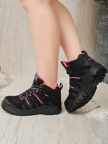 女士工作鞋和实用鞋