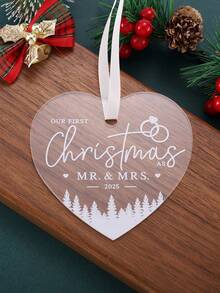 Our First Christmas As Mr & Mrs 2025, Transparent Acrylic Heart Christmas Decoration, Married 2025 Ornament, Bridal Shower Gift For Newlywed Couple, Christmas Tree Decor, Married Gifts, Christmas Ornament For Couples Home Decor Christmas Decorations Room Decor