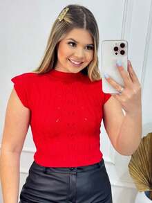 Blusa Feminina Estilosa Cropped Tricot Vermelho Modal Texturizado Gola Alta AURORA Sem Manga Tamanho 36-42 - Vermelho - Visão 3