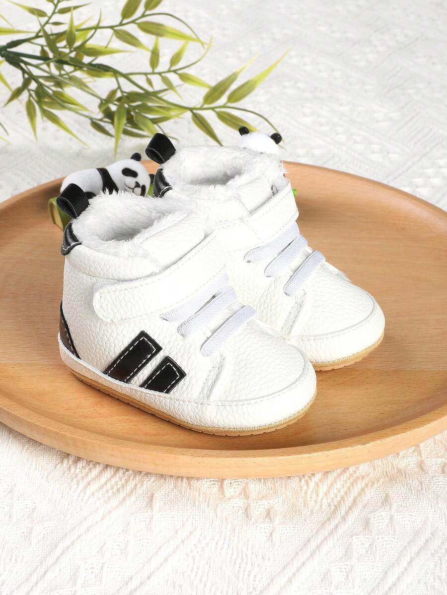 1 双幼儿男童/女童时尚百搭钩环设计保暖厚靴，适合 1-12 个月婴儿男童/女童爬行鞋，适合冬季