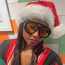 قبعة سانتا كلوز الحمراء المزينة بالبريق، ديكور حفلة عيد الميلاد، قبعة عيد الميلاد الناعمة المزينة بالبريق - قبعة حفلة رأس السنة وعيد الميلاد، هدية حفلة رأس السنة