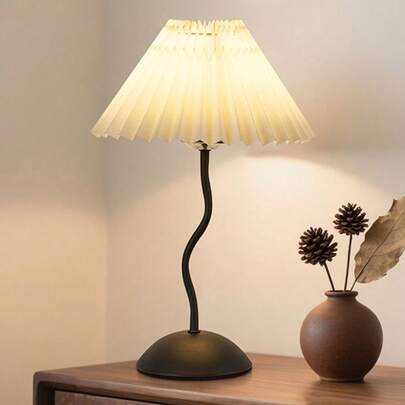 1个USB供电的现代复古创意优雅简约装饰灯，适用于卧室床头柜和书桌装饰