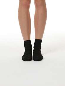 1 Pair, 2026 New Sweat-Proof Shoe Covers, PU Material Sports Sweat-Proof Shoe Covers, Sauna Heat-Retaining Anti-Drying Moisturizing Smooth Coating, Absorbent & Breathable, Also Suitable For Household Use. - Pink - View 4