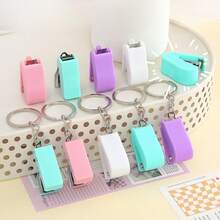 1 Stück Makronen-farbener Hefter, Mini-Hefter, leiser Hefter, leicht zu bedienender Hefter, Schülerbedarf, Büromaterial, Planer-Zubehör, handgefertigtes Schreibwaren, tragbarer Hefter, kreatives Schreibwaren, hochwertige Schreibwaren, süßes Design, Schüler-Grundausstattung, Büro-Gadget, modisches Schreibwaren, Schreibtisch-Aufbewahrung, Schreibwaren-Geschenk, tägliches Bürowerkzeug (Farbe und Stil werden zufällig gesendet)