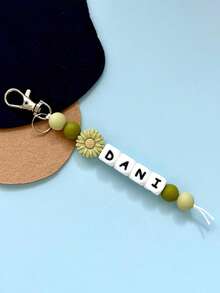 1 Personalized Daisy Silicone Keychain, Personalized Name Chain, Memorial Gift Letter, Charm Versatile, Practical, Lightweight And Simple, Business Casual, Commuter, Cute, Moe, Kawaii, Holiday Atmosphere/Vacation Personalized, Customized, Customized Personalized Girl's Gift