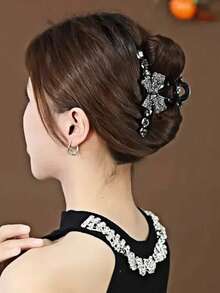 1pc Large Pearl Hair Clip, Fully Rhinestone Bow Claw Clip, Girls Rainbow Candy Bun Claw Clip, Donut Hair Bun Maker,Gifts,Travel,Gifts For Women,Hair Stuff,Stocking Stuffers,Stocking Stuffers,Stocking Fillers,Stocking Stuffers For Women,Stocking Fillers Women,Christmas Gifts,Gifts,Christmas Stocking Fillers,Gifts For Women,Gift,Christmas Gift,Stocking Stuffers For Adults,Stocking Fillers For Adult,Hair Stuff,Women's Accessories,Stocking Stuffer,Coming-Of-Age Hair Accessory,Christmas Hair Accessories,Gift Ideas For Women,Beauty Stocking Fillers,Christmas Gifts For Women