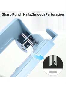 Perforadora de escritorio de 2 orificios, perforadora manual de 2 orificios para carpetas de hojas sueltas, construcción de metal sólido y plástico duradero, adecuada para el aula y la oficina, fácil de limpiar - simplemente abra el compartimento inferior para desechar los residuos. Se puede usar para organizar documentos importantes o crear tarjetas decorativas y origami, su mecanismo de perforación preciso ayuda a alinear los orificios con precisión, lo que la convierte en una herramienta útil para la fabricación de tarjetas y el empaquetado de regalos.
