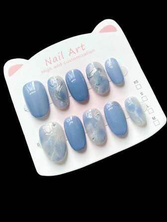 10 片手工按压指甲、假指甲、美容美甲、按压短指甲、可爱指甲、浅蓝色指甲、简约风格、万圣节指甲、短椭圆形按压指甲、适合女士和女孩日常或节日佩戴，高端品质
