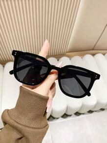 1 件/2 件/3 件/8 件女士时尚方形框架黑色铆钉太阳镜，百搭女士大框太阳镜，适合圣诞节、旅行、户外、骑行、舞台表演、派对