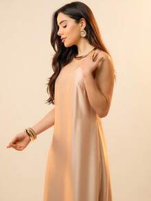 Italian Style Boat Neck Sleeveless Fitted Dress For Women - Beige - View 5